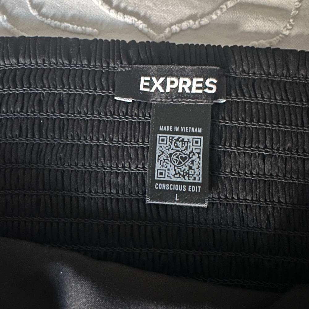 EXPRESS top - Picture 3 of 3